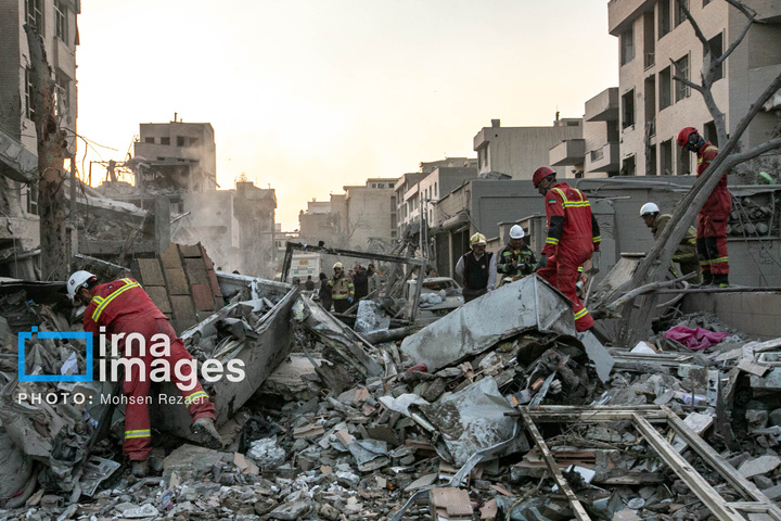 حمله هوایی به منازل مسکونی در تهران