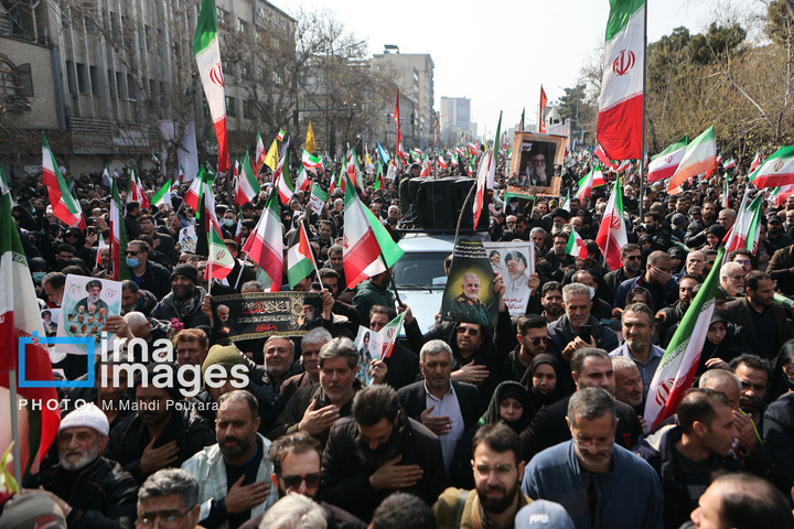 تشییع پیکر ۳۵ شهید در تهران