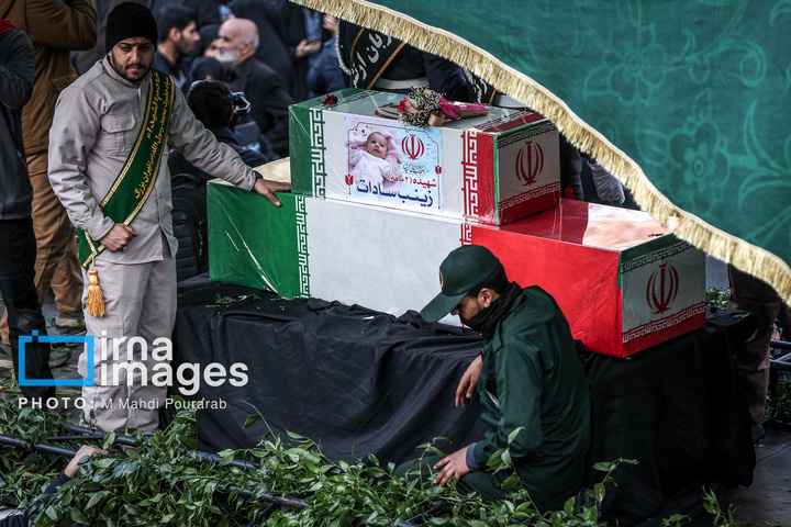 تشییع پیکر ۳۵ شهید در تهران