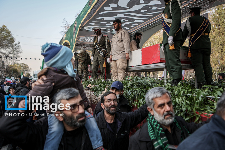 تشییع پیکر ۳۵ شهید در تهران