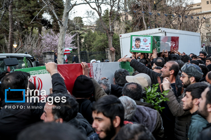 تشییع پیکر ۳۵ شهید در تهران