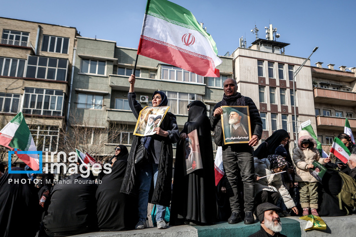 تشییع پیکر ۳۵ شهید در تهران