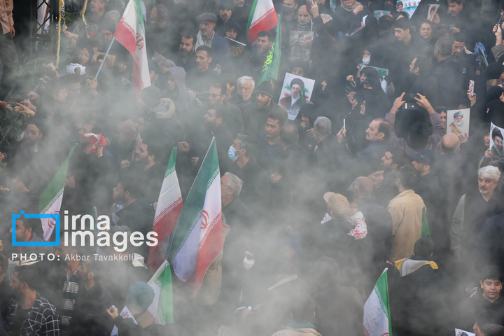 تشییع پیکر ۳۵ شهید در تهران