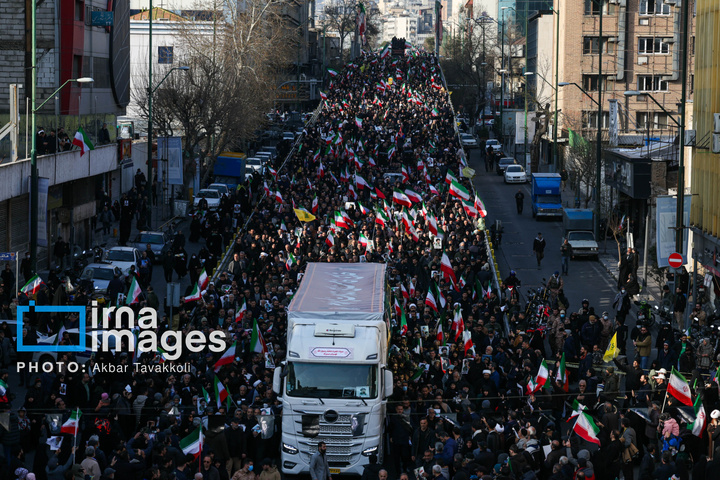 تشییع پیکر ۳۵ شهید در تهران