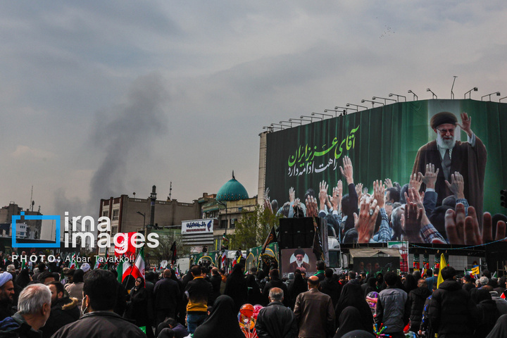 تشییع پیکر ۳۵ شهید در تهران