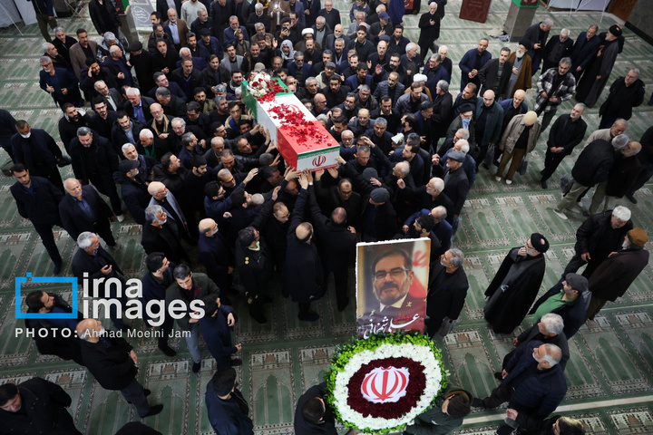 وداع با پیکر شهید «علی شمخانی» نماینده رهبری و دبیر شورای دفاع