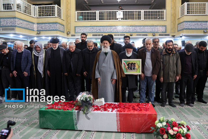 وداع با پیکر شهید «علی شمخانی» نماینده رهبری و دبیر شورای دفاع