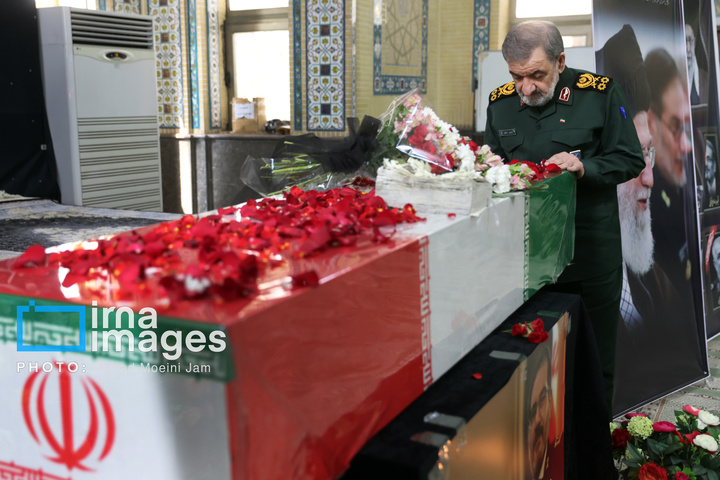 وداع با پیکر شهید «علی شمخانی» نماینده رهبری و دبیر شورای دفاع