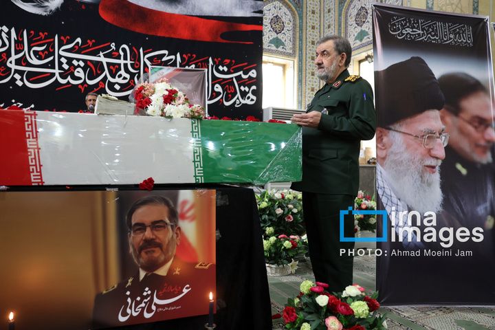 وداع با پیکر شهید «علی شمخانی» نماینده رهبری و دبیر شورای دفاع