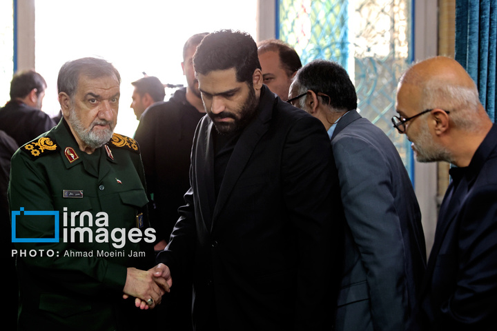 وداع با پیکر شهید «علی شمخانی» نماینده رهبری و دبیر شورای دفاع