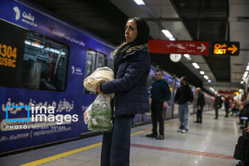 قلب تهران زیر بمباران هم می‌تپد