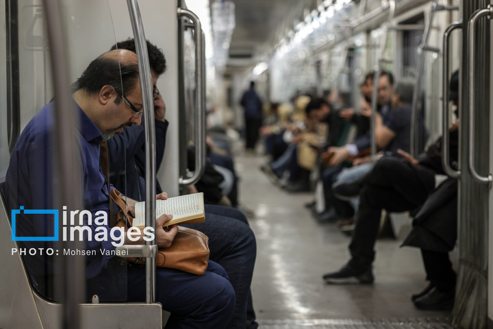 قلب تهران زیر بمباران هم می‌تپد