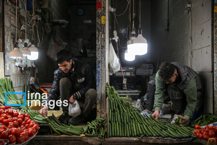 قلب تهران زیر بمباران هم می‌تپد