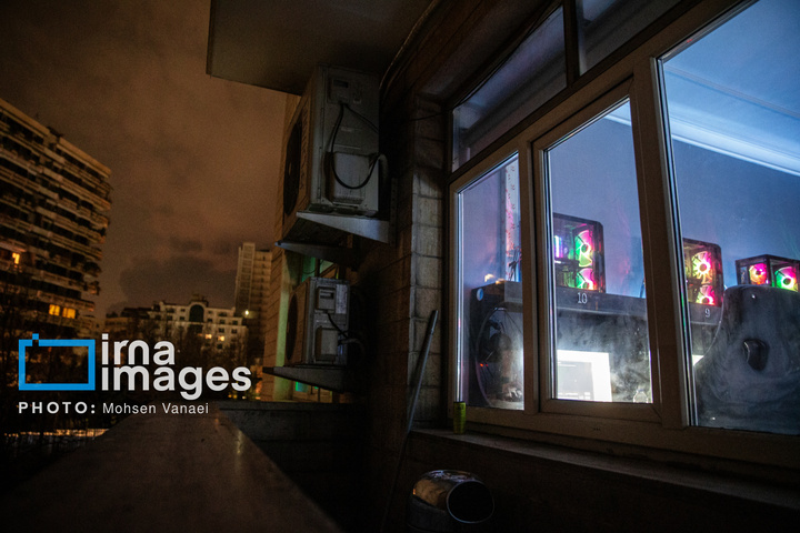 قلب تهران زیر بمباران هم می‌تپد