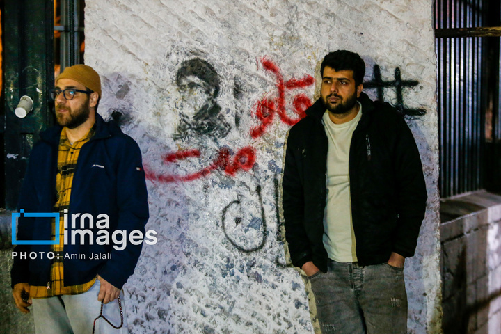 سوگواری برای رهبر شهید و بیعت با رهبر جدید در دانشگاه تهران