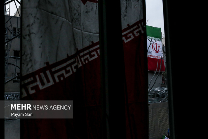 آثار تجاوز به مناطق مسکونی تهران