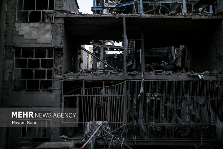 آثار تجاوز به مناطق مسکونی تهران