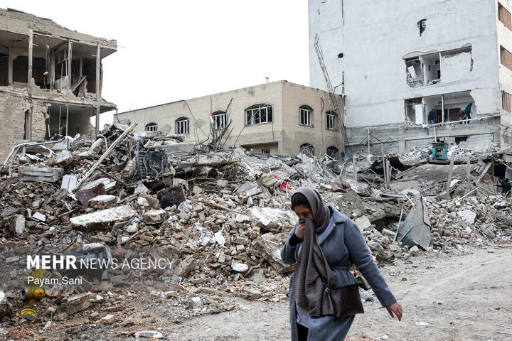 آثار تجاوز به مناطق مسکونی تهران