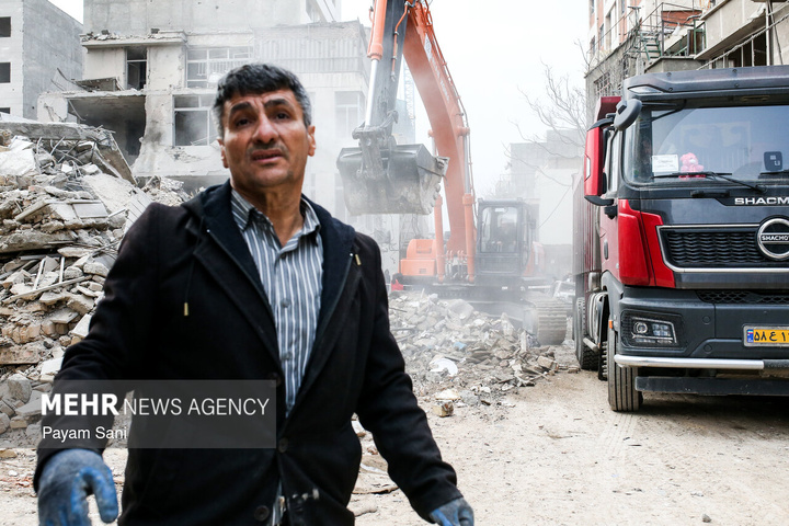 آثار تجاوز به مناطق مسکونی تهران