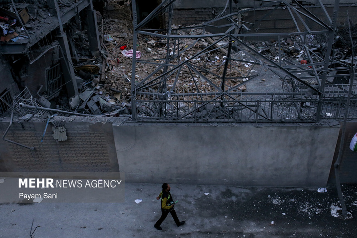 آثار تجاوز به مناطق مسکونی تهران