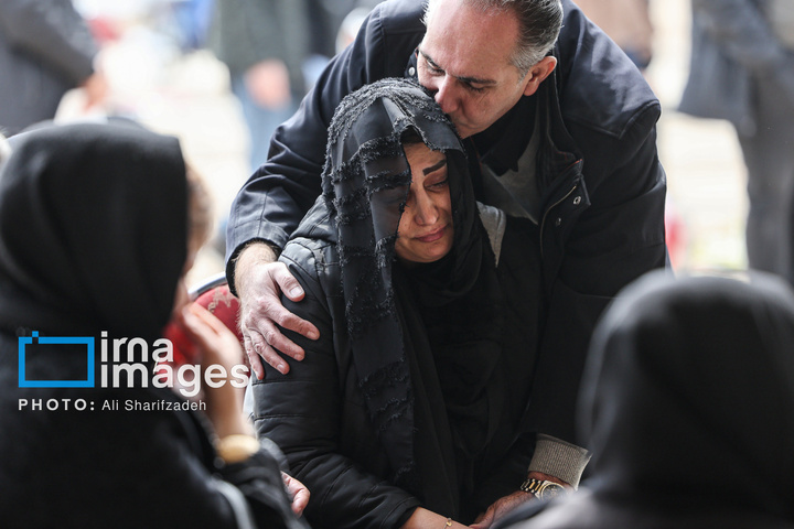 تدفین پیکر شهدای حملات آمریکا و رژیم صهیونیستی در بهشت زهرا (س)