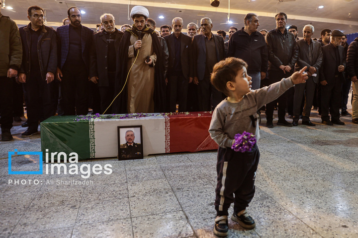 تدفین پیکر شهدای حملات آمریکا و رژیم صهیونیستی در بهشت زهرا (س)