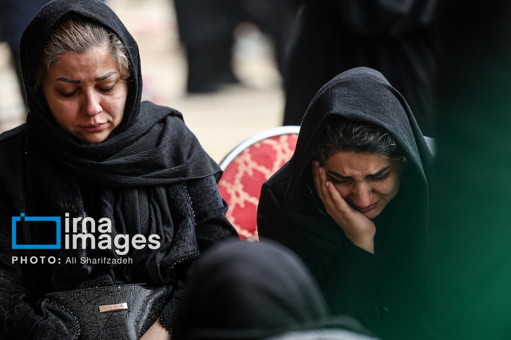 تدفین پیکر شهدای حملات آمریکا و رژیم صهیونیستی در بهشت زهرا (س)