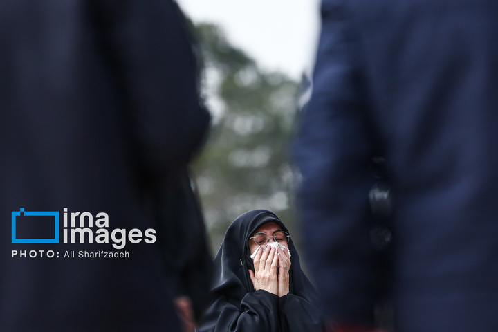 تدفین پیکر شهدای حملات آمریکا و رژیم صهیونیستی در بهشت زهرا (س)