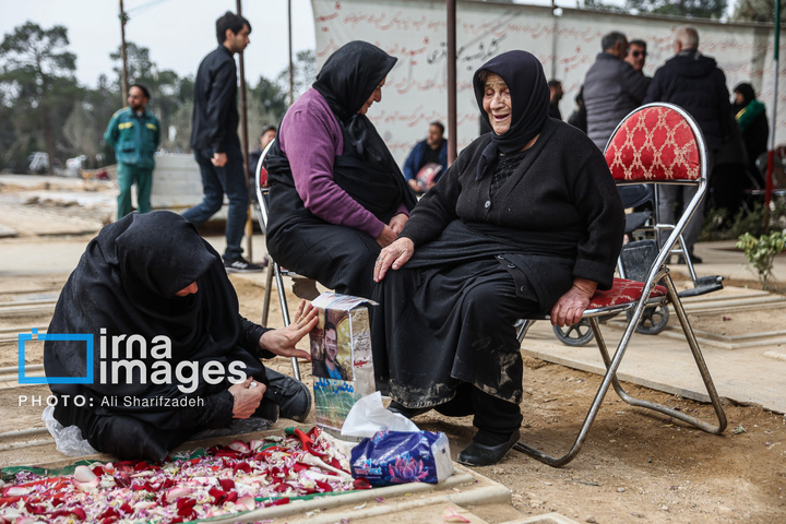 تدفین پیکر شهدای حملات آمریکا و رژیم صهیونیستی در بهشت زهرا (س)