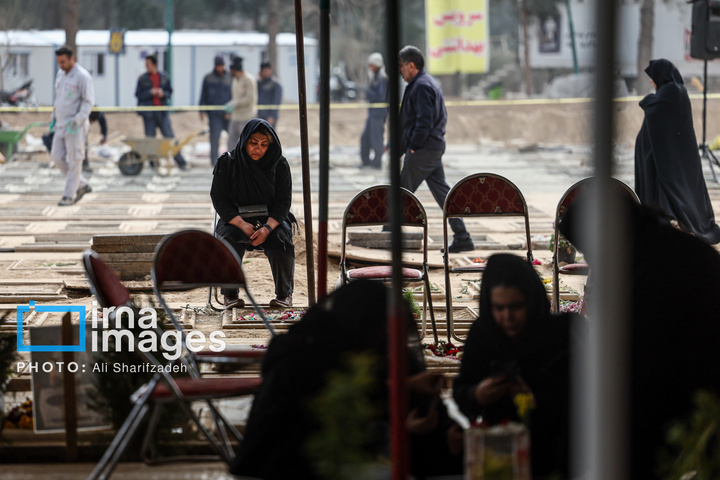 تدفین پیکر شهدای حملات آمریکا و رژیم صهیونیستی در بهشت زهرا (س)