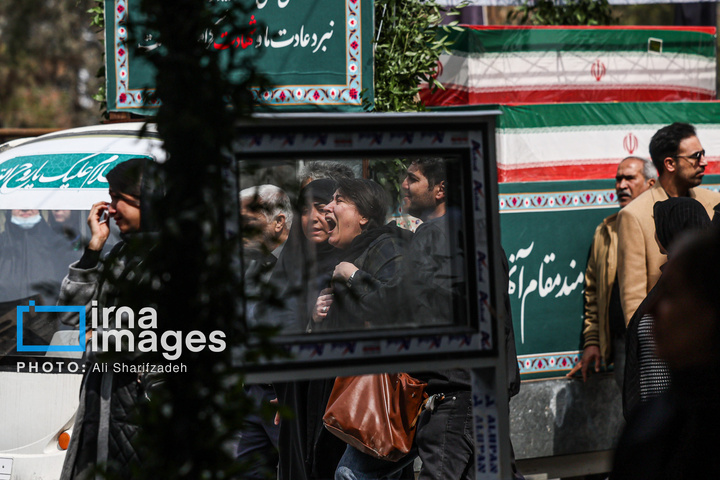 تدفین پیکر شهدای حملات آمریکا و رژیم صهیونیستی در بهشت زهرا (س)