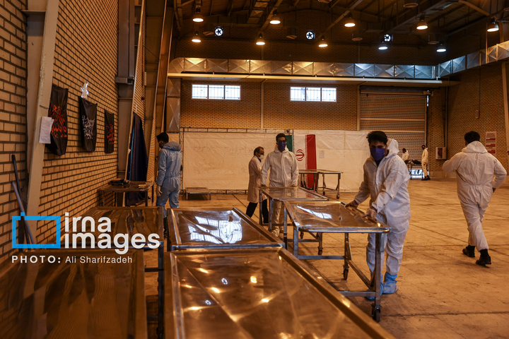 تدفین پیکر شهدای حملات آمریکا و رژیم صهیونیستی در بهشت زهرا (س)