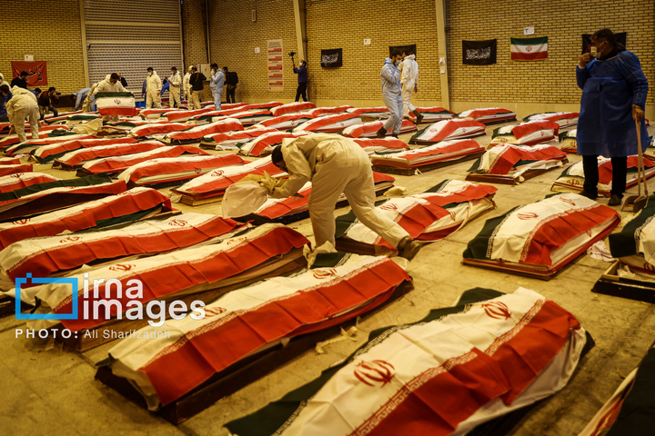 تدفین پیکر شهدای حملات آمریکا و رژیم صهیونیستی در بهشت زهرا (س)