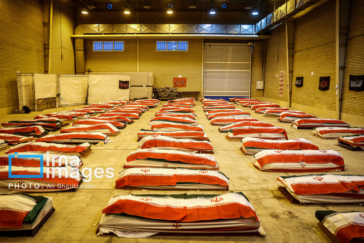 تدفین پیکر شهدای حملات آمریکا و رژیم صهیونیستی در بهشت زهرا (س)