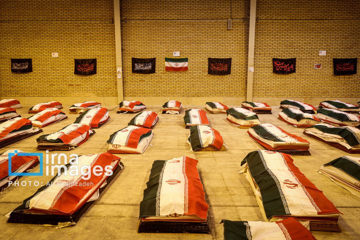 تدفین پیکر شهدای حملات آمریکا و رژیم صهیونیستی در بهشت زهرا (س)