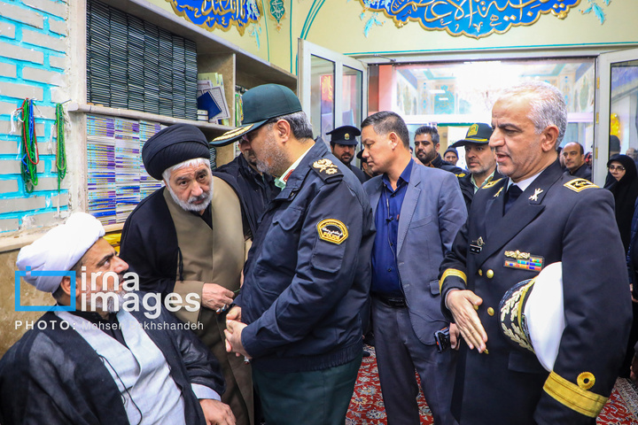 تشییع پیکر شهدای حمله به بیت رهبری در مشهد