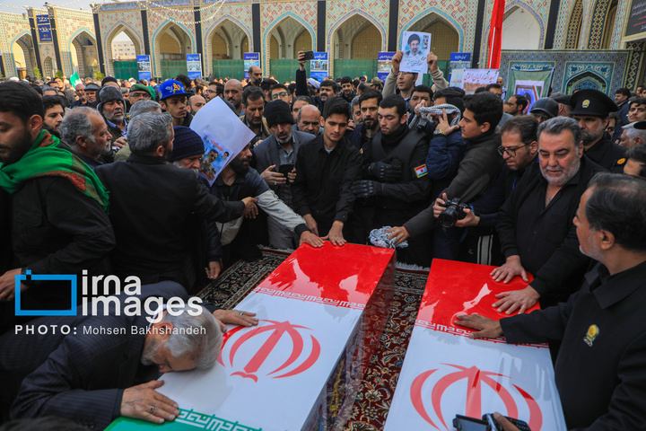 تشییع پیکر شهدای حمله به بیت رهبری در مشهد