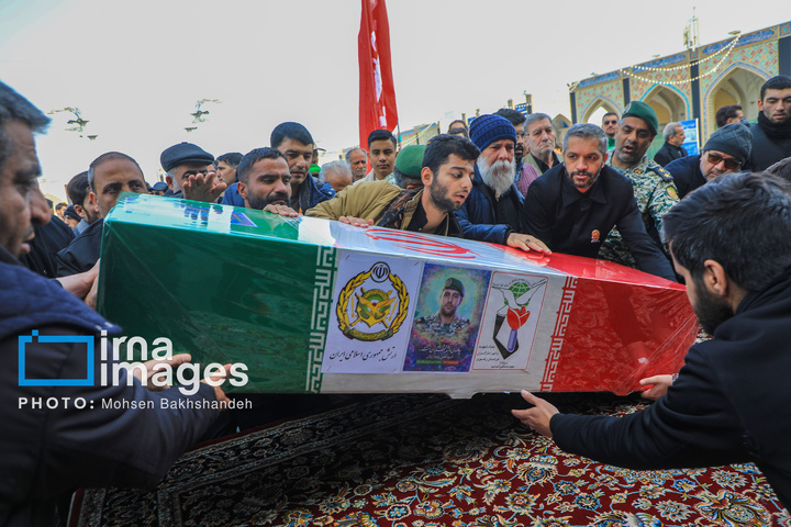 تشییع پیکر شهدای حمله به بیت رهبری در مشهد