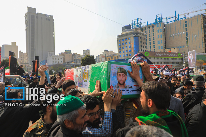 تشییع پیکر شهدای حمله به بیت رهبری در مشهد