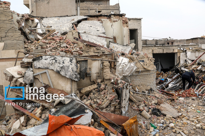 آثار حملات هوایی به مناطق مسکونی در ارومیه