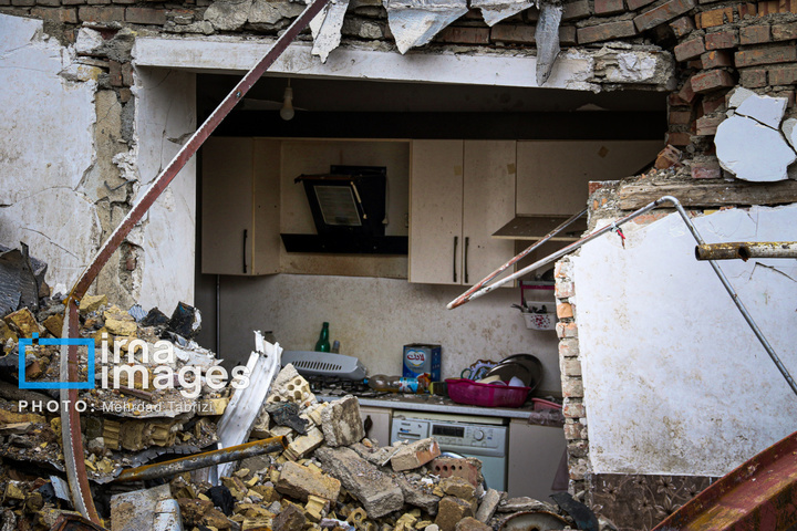 آثار حملات هوایی به مناطق مسکونی در ارومیه