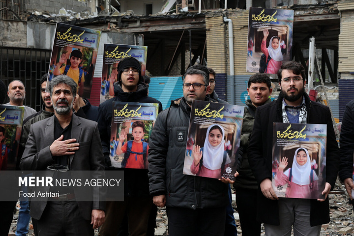 تجمع فرهنگیان و دانش‌آموزان در محکومیت جنایات آمریکایی صهیونیستی