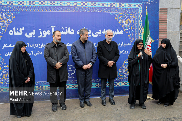 تجمع فرهنگیان و دانش‌آموزان در محکومیت جنایات آمریکایی صهیونیستی