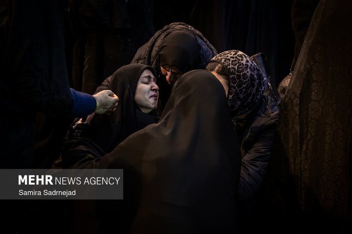 قطعه ۴۲ بهشت زهرا مراسم وداع با پیکر شهدا