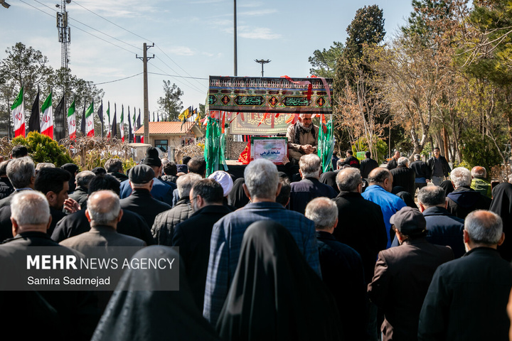 قطعه ۴۲ بهشت زهرا مراسم وداع با پیکر شهدا