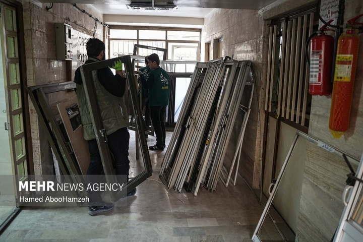 گروه‌های جهادی، پای کار بازسازی مناطق آسیب دیده در جنگ