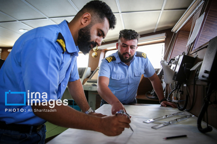 سفر دنا از دریا به آسمان