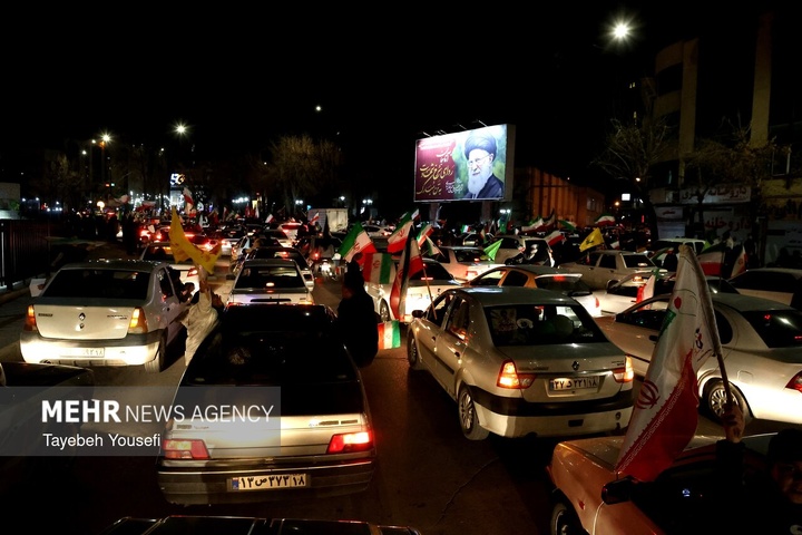 اجتماع شبانه همدانی‌ها در دفاع از امنیت کشور