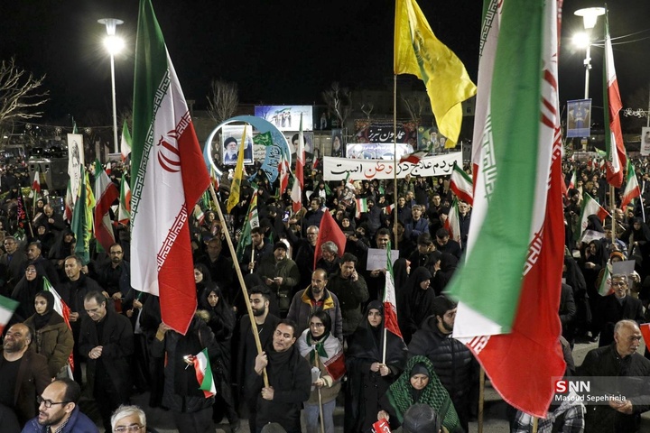 تجمع شبانه ضد آمریکایی - صهیونسیتی مردم تبریز