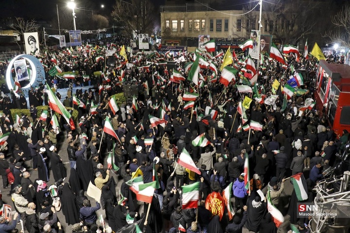 تجمع شبانه ضد آمریکایی - صهیونسیتی مردم تبریز
